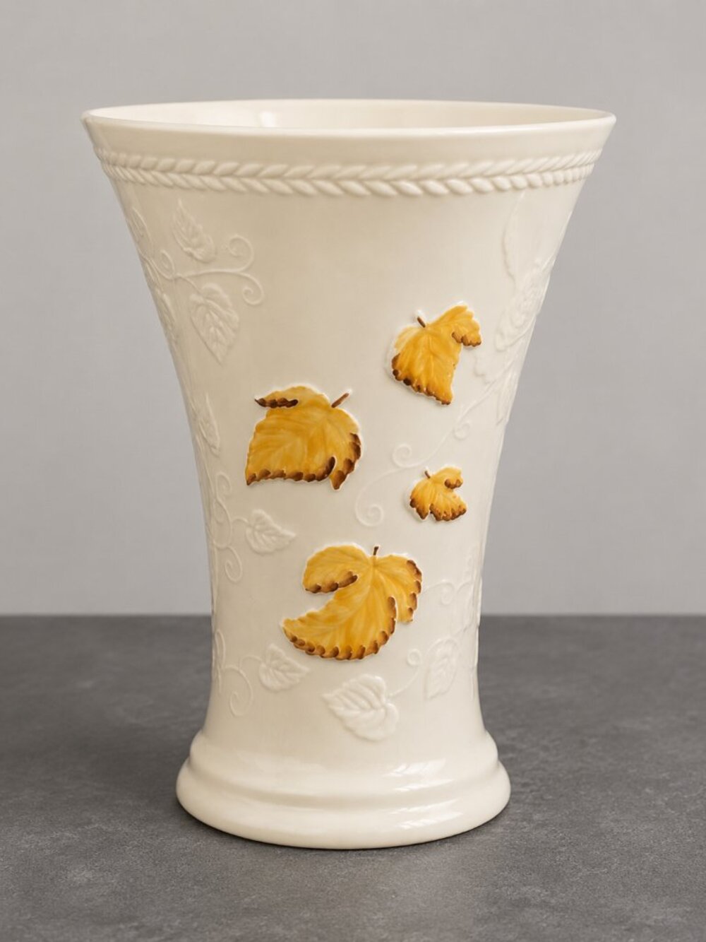 VTG Belleek Ireland Parian China Vase – Grape Vine Pattern – Ivory White Floral